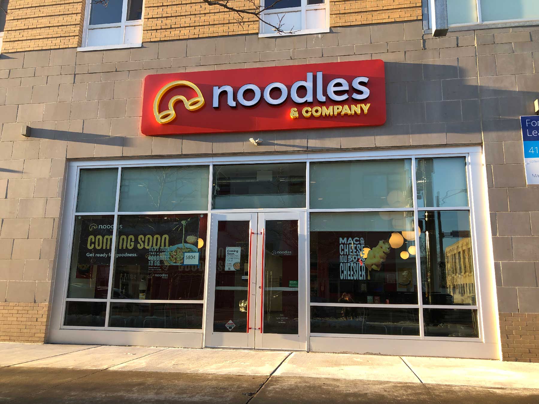 Noodles & Co Exterior Construction